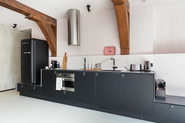 Medium property photo - Warmoesstraat 50G, 1012 JE Amsterdam